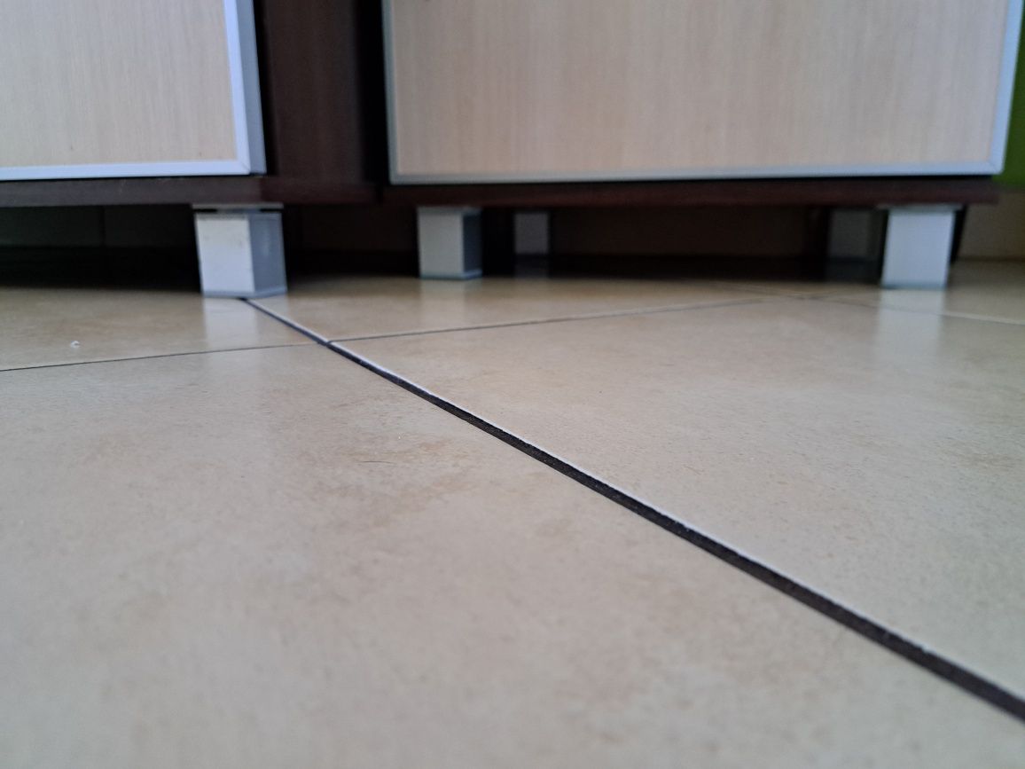 Zostaw mebli do salonu