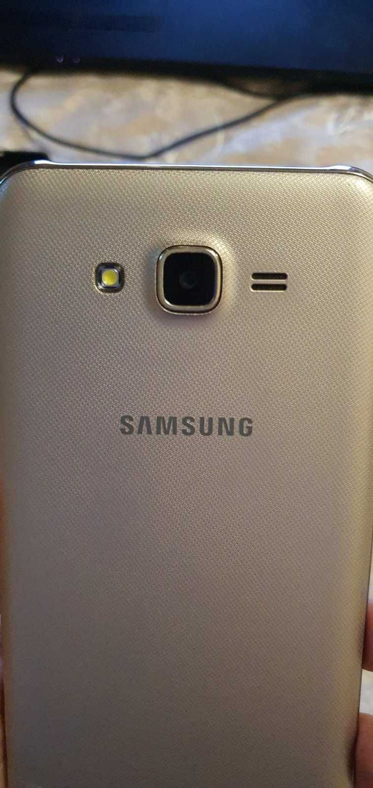 Телефон Samsung Galaxy J7 Neo (SM-J701F) 2/16Gb. Б/в. Золотий/Gold