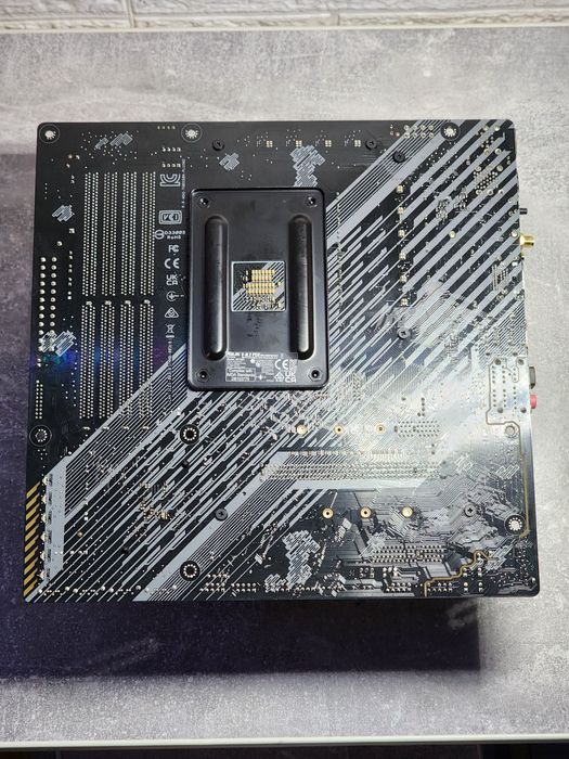 Asus tuf gaming b550m plus Wi-Fi II полный комплект с коробкой