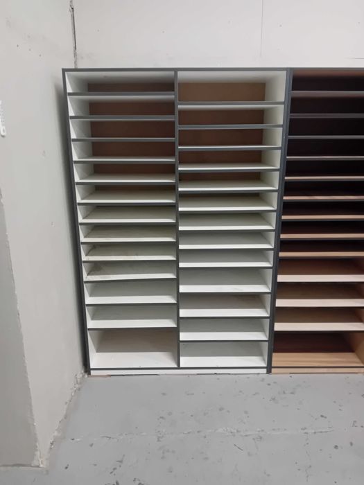 Regał, Regały z płyty