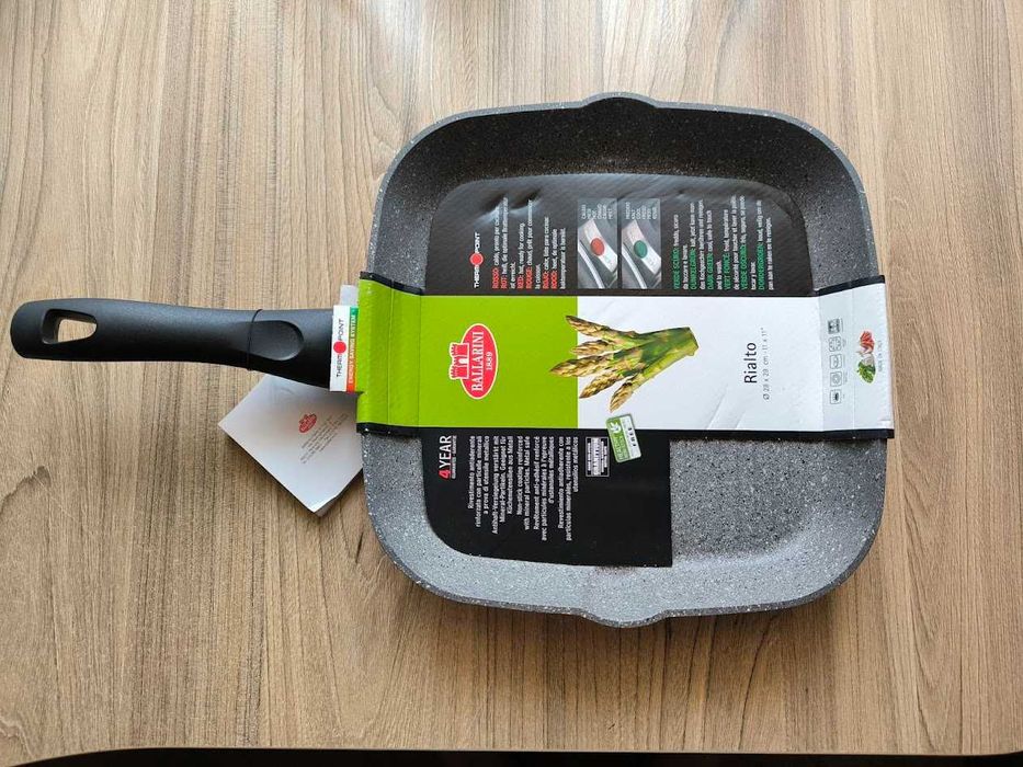 сковорідки Ballarini