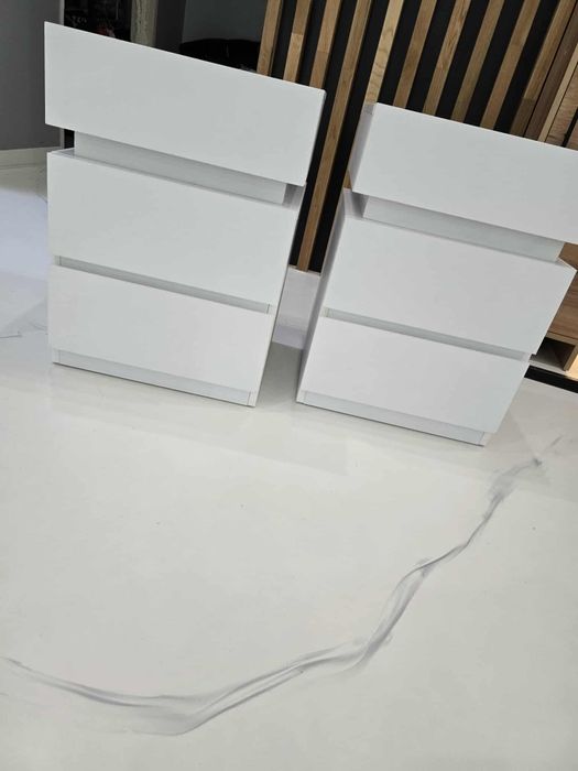 Szafki nocne z podświetleniem LED