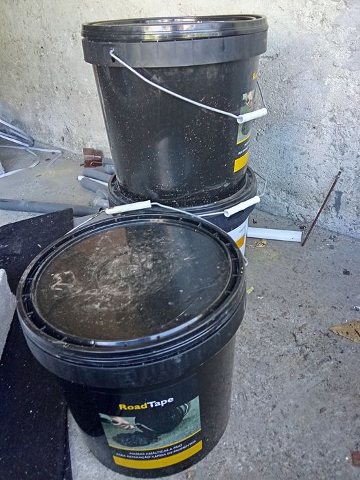 Massa asfáltica a frio de alcatrão