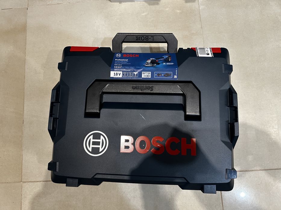 Bosch szlifierka kątowa GWS 18v-8 125mm, 2xGBA 4Ah, GAL  18v-40 L-BOXX