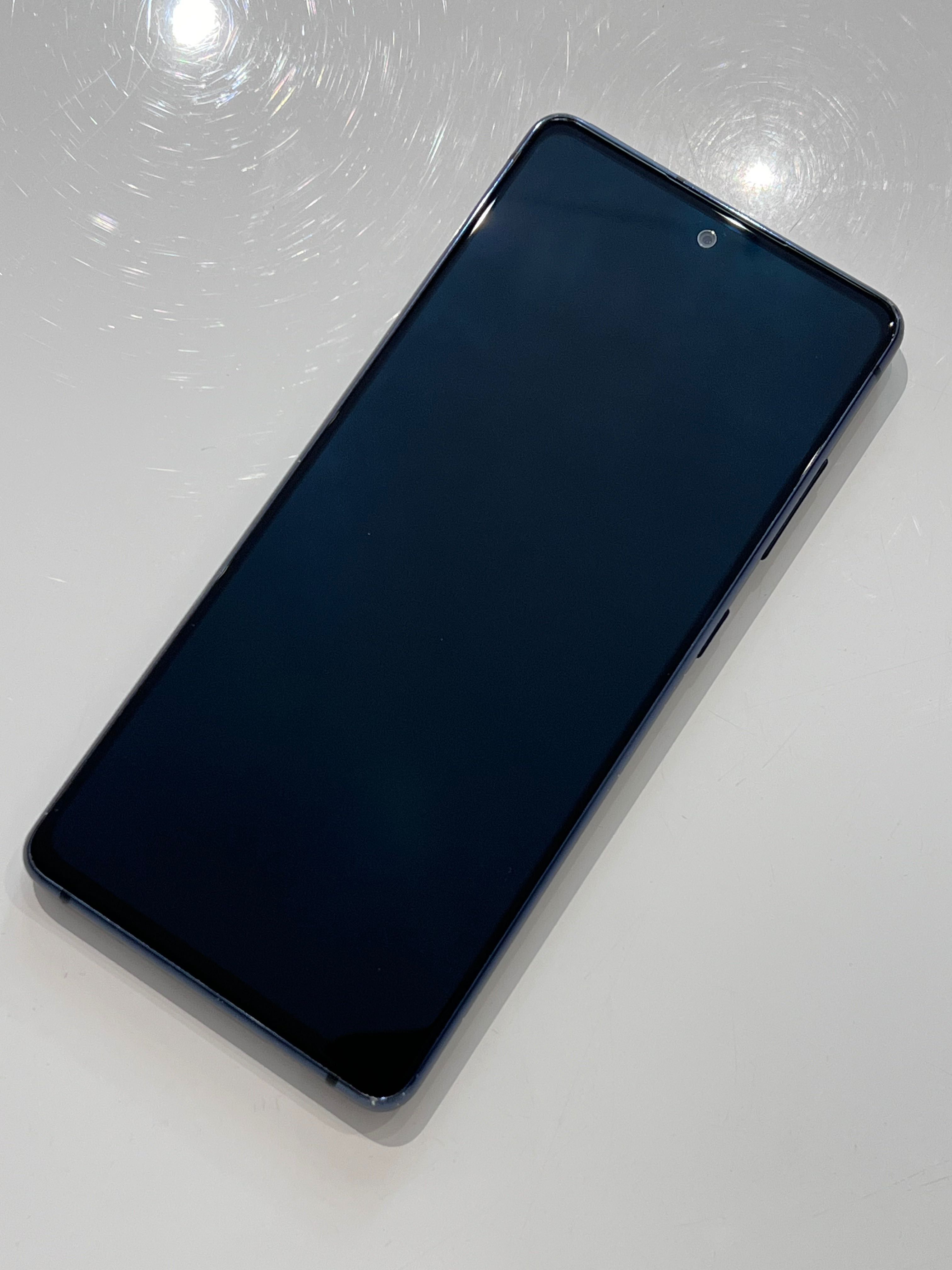 Samsung Galaxy S20 FE 5G - bardzo dobry stan