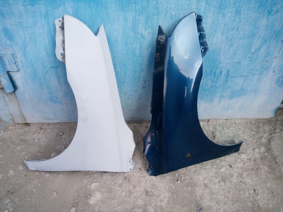 Крило Toyota Avensis T25