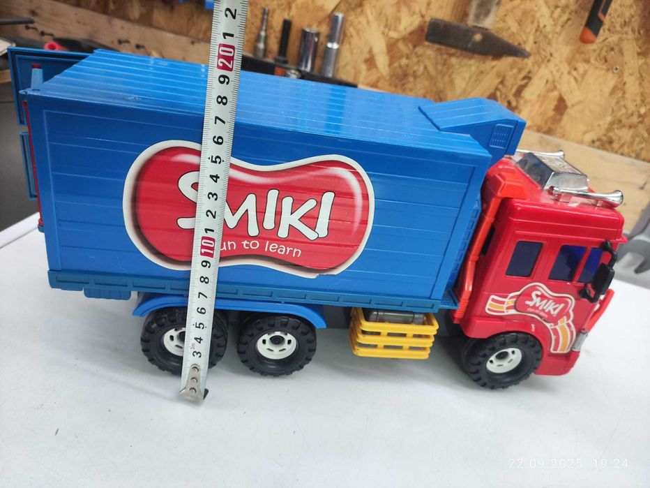 Samochód dostawczy, zabawka, ciężarówka SMIKI