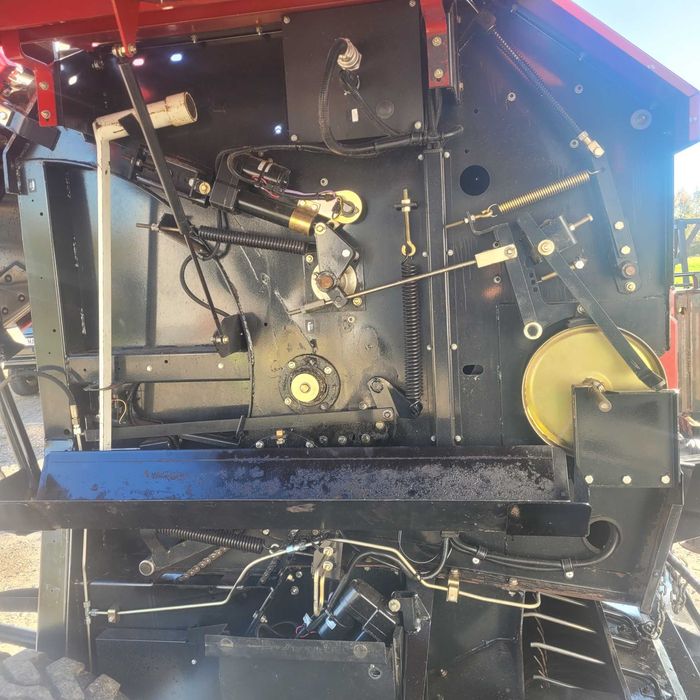 Prasa CASE RB 344 RC