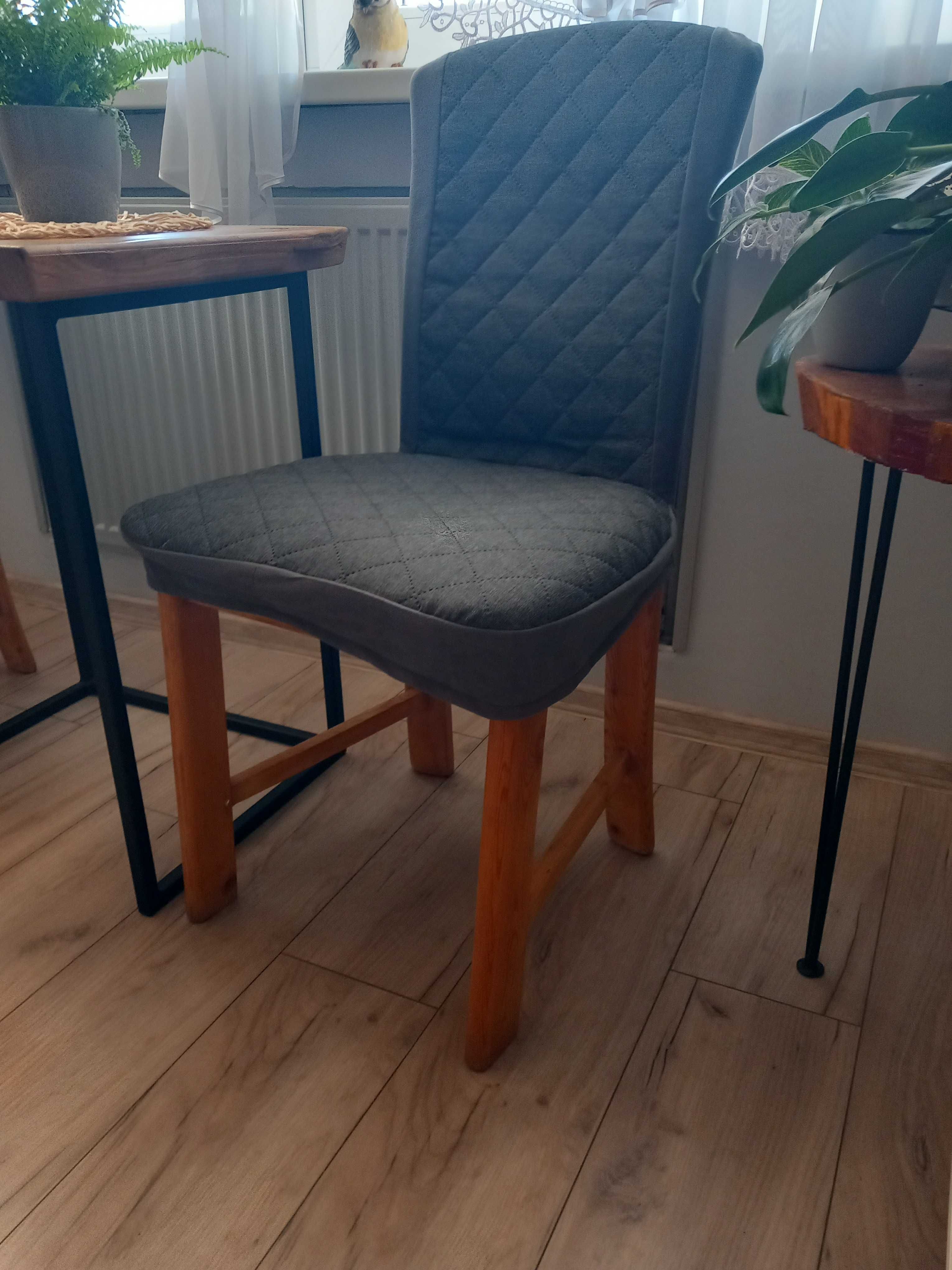 Krzesła  drewniane 2szt