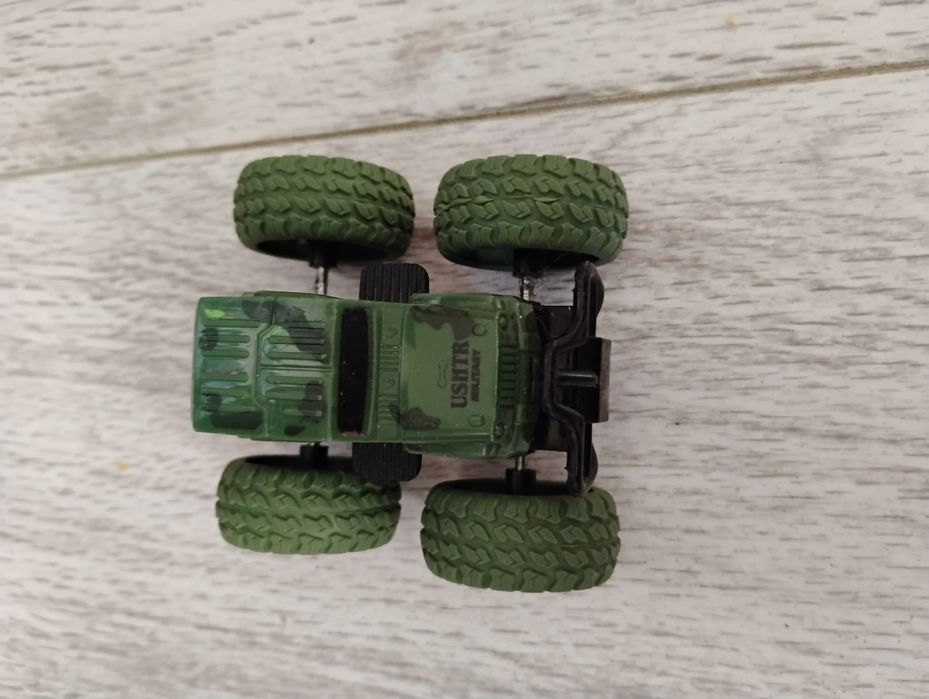 Autko wojskowe małe