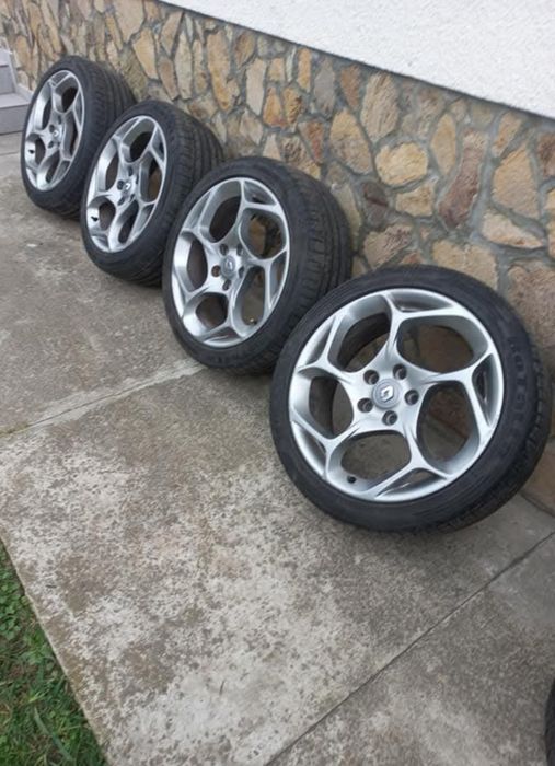 Диски R18 GT з шинами Renault Megane, Scenic