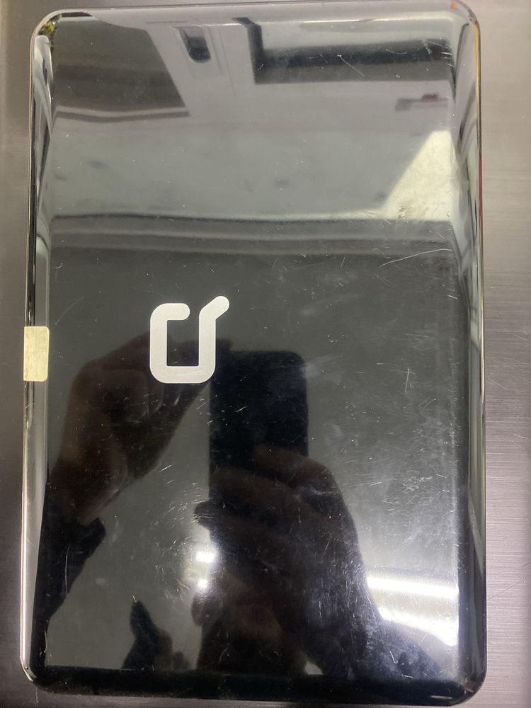 Нетбук HP compaq mini cq110