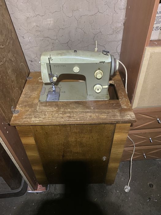 Швейная машинка Veritas