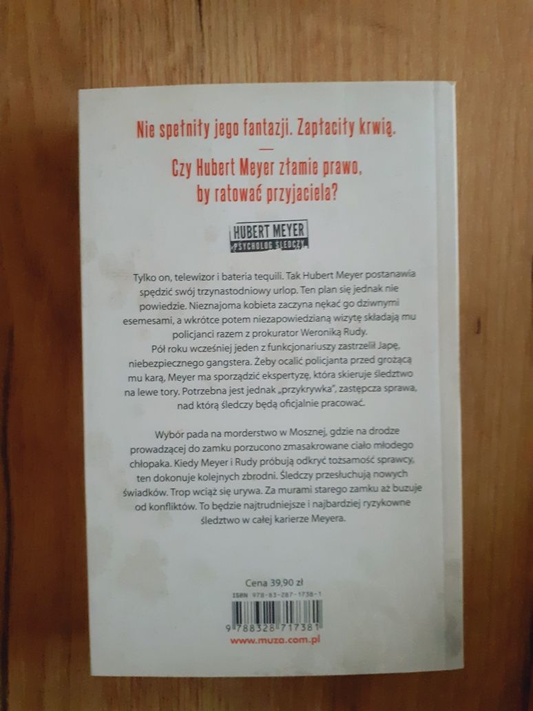 Katarzyna Bonda "Nikt nie musi wiedzieć"