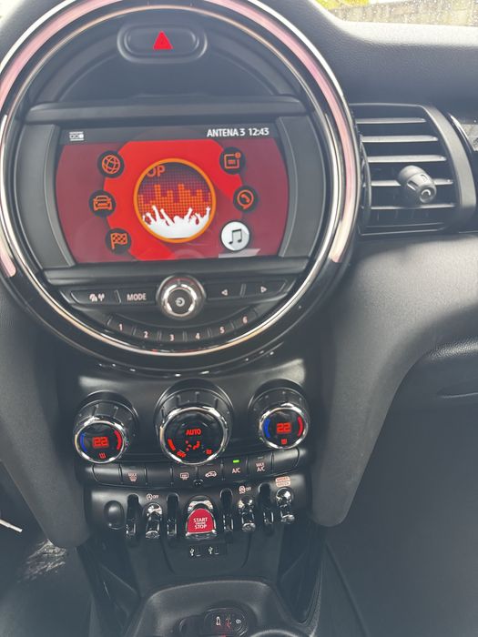 Mini Cooper D 2019 | 60.000 km | 1 dono | Revisões na marca