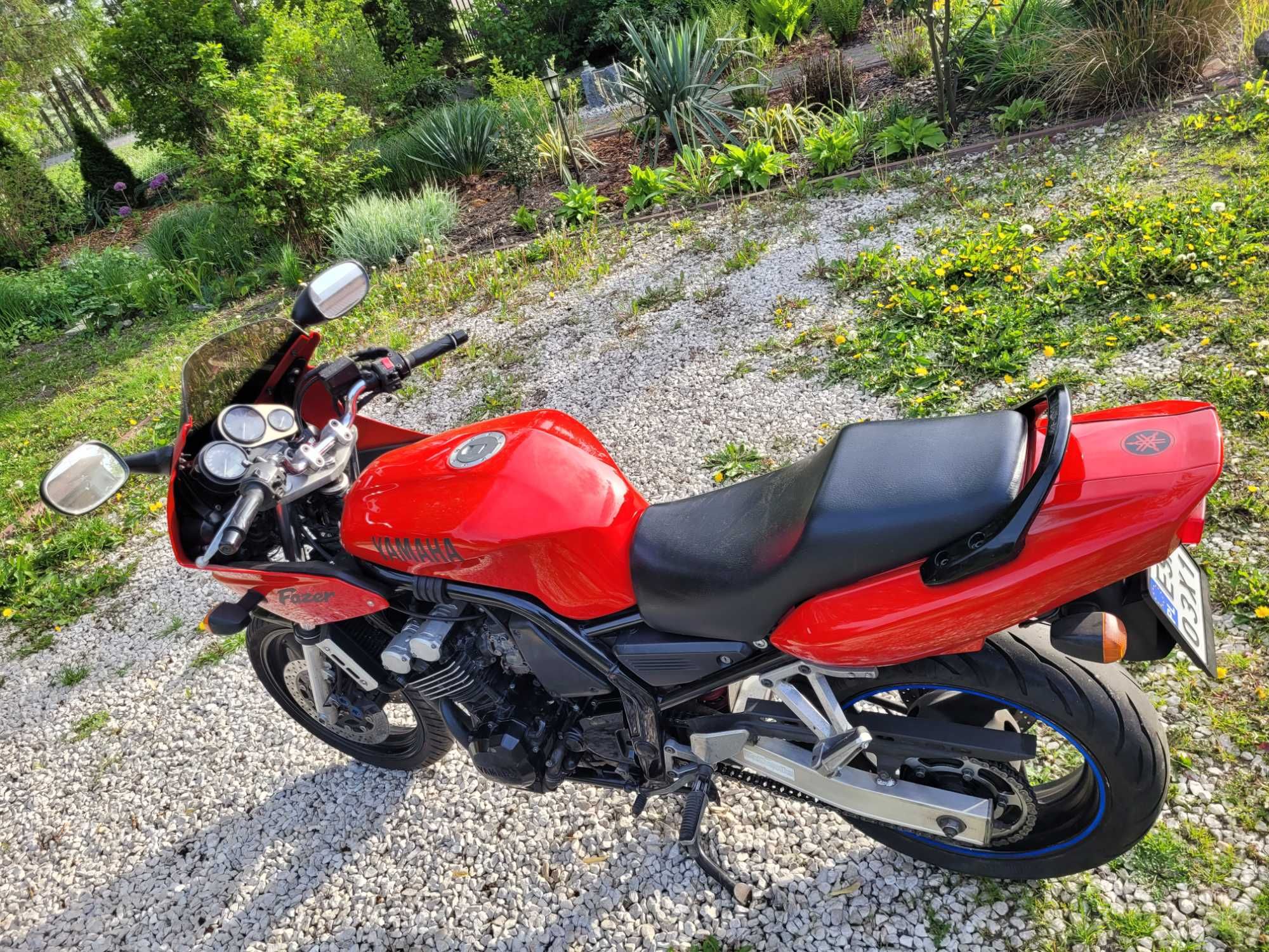 Yamaha Fazer 600