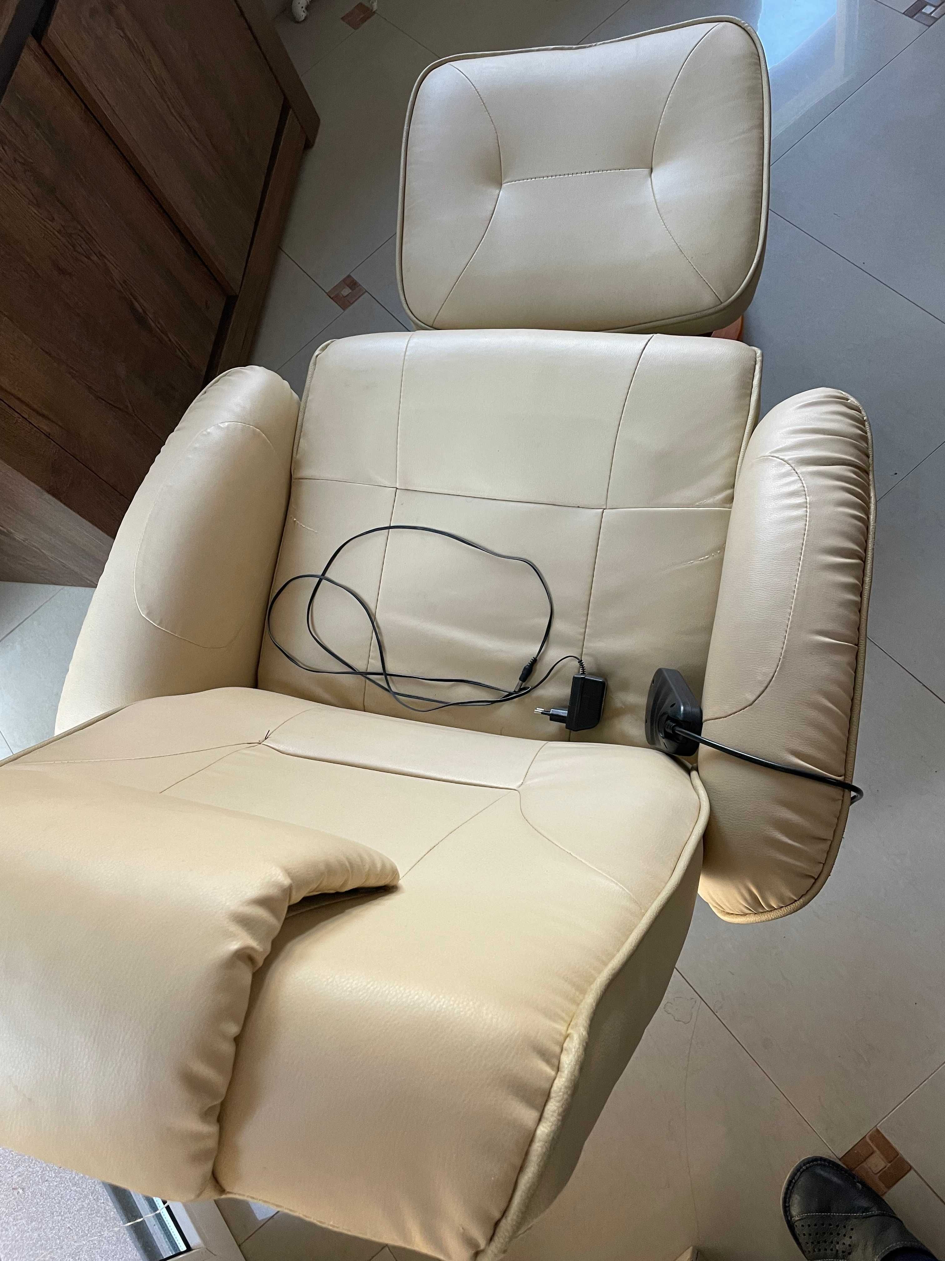 Fotel  z funkcją masażu