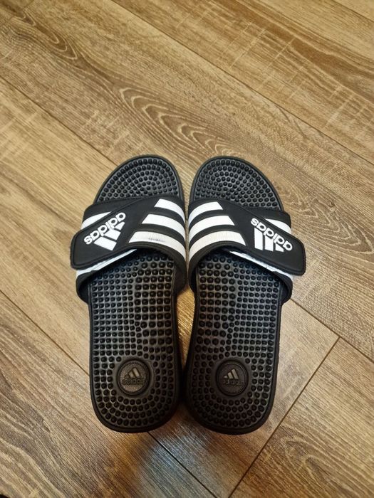 Тапочки чоловічі adidas