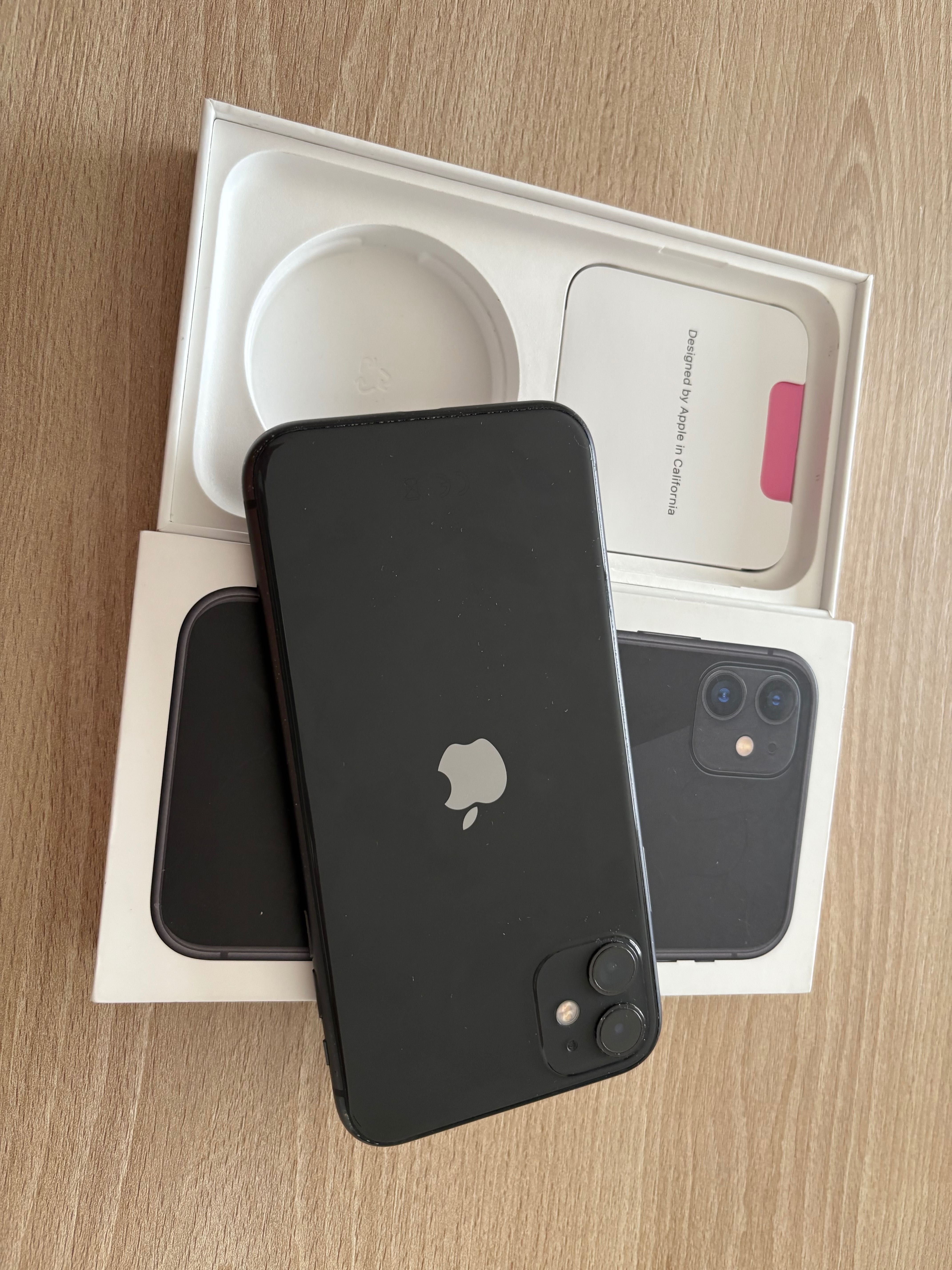 iPhone 11 64 GB czarny