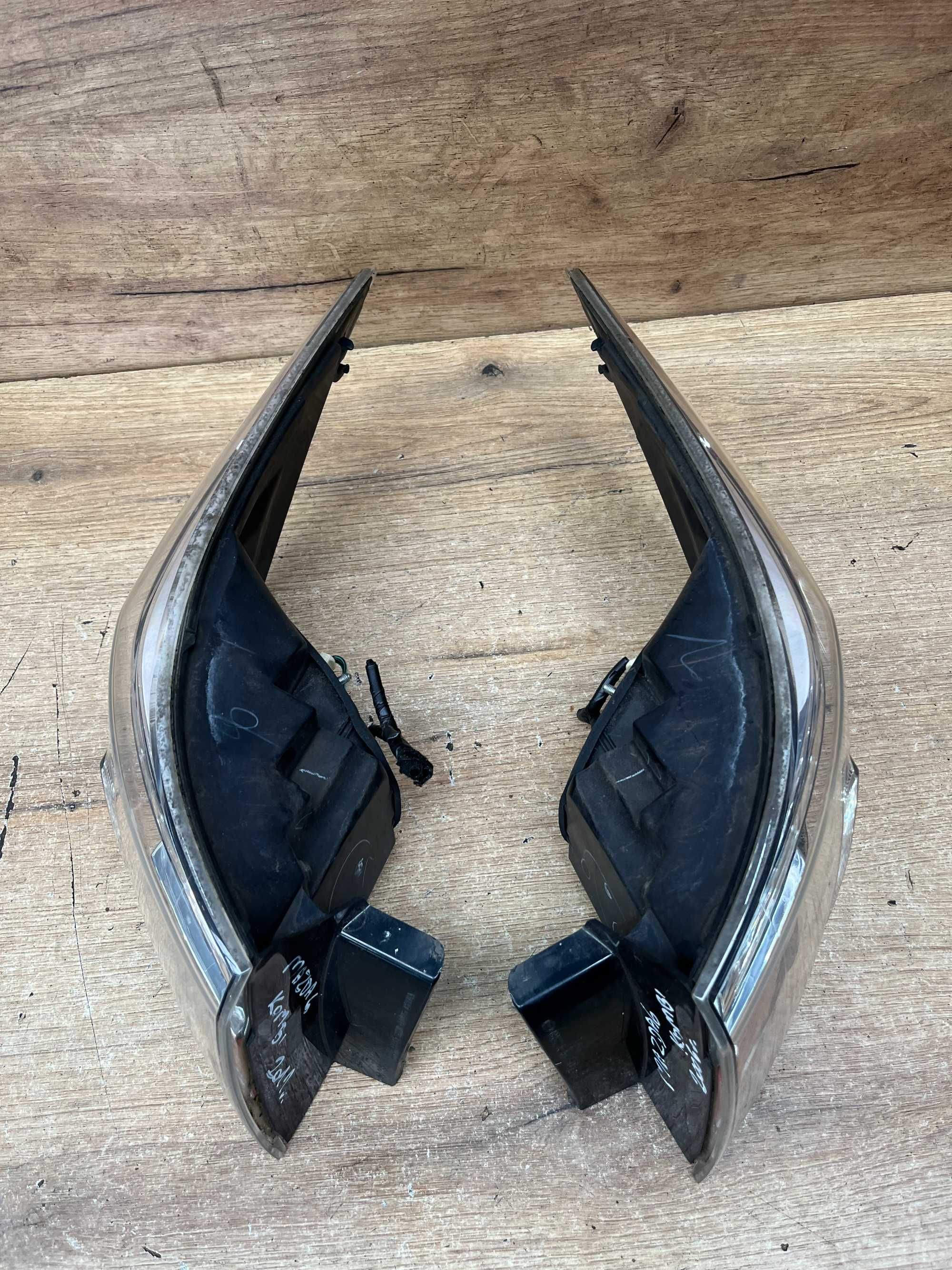 Lampa/reflektor tylny lewy prawy Mazda 6 Kombi