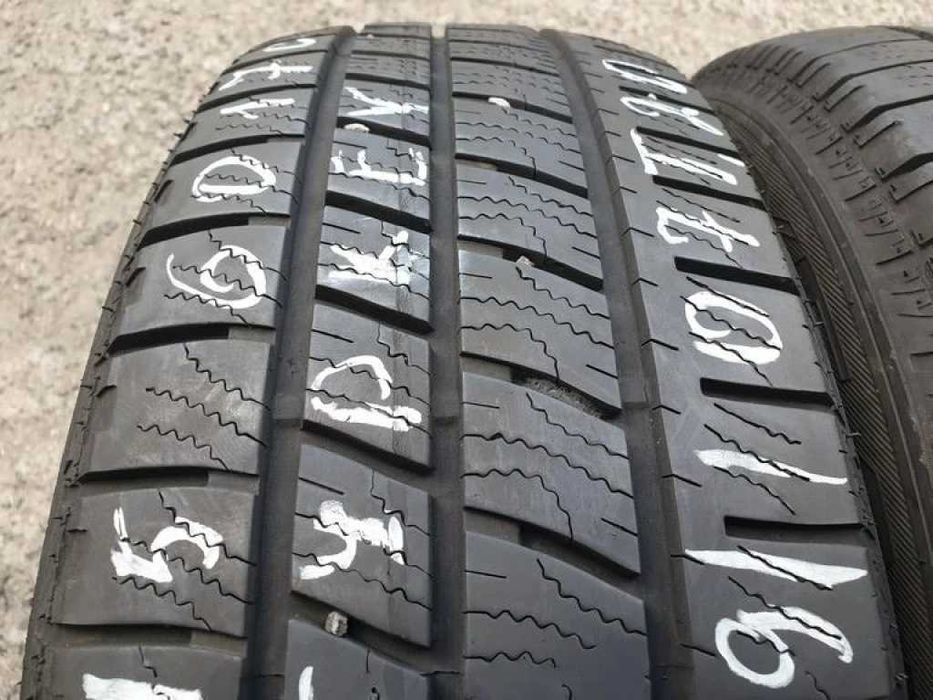 215/60 R17c 109/107T Goodyear CargoVector2 зима 2штуки 2020рік шини бу