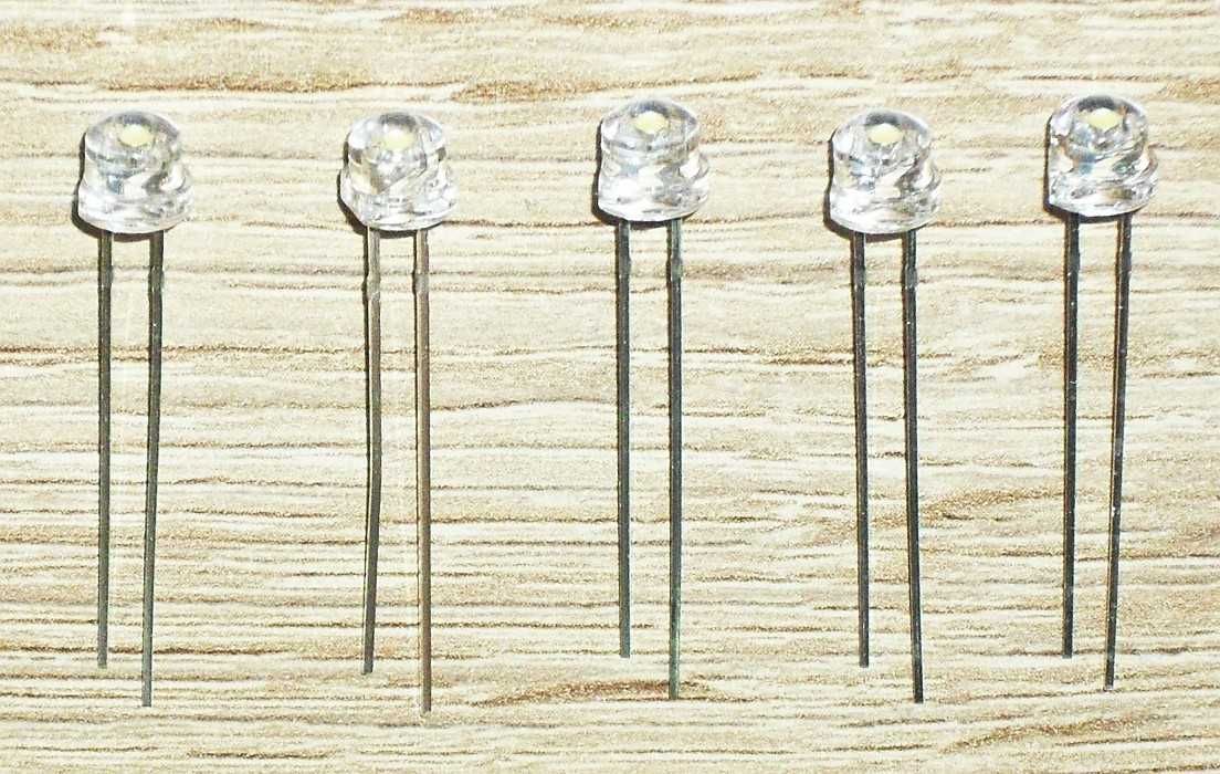 LED 4.8 mm biała zimna 100°; 2.2 cd (5 lm) 20 mA; OSPW56A1A-MN, 10 szt
