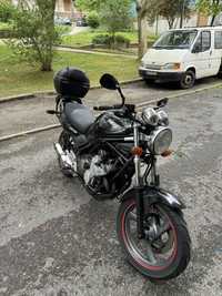 Yamaha Diversion XJ6 600cc