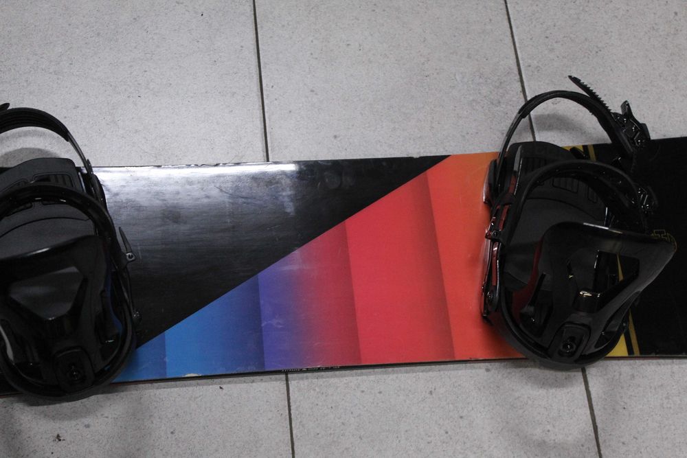 Deska Snowboard SALOMON HUCK KNIFE 143 cm + Wiązania NOWE