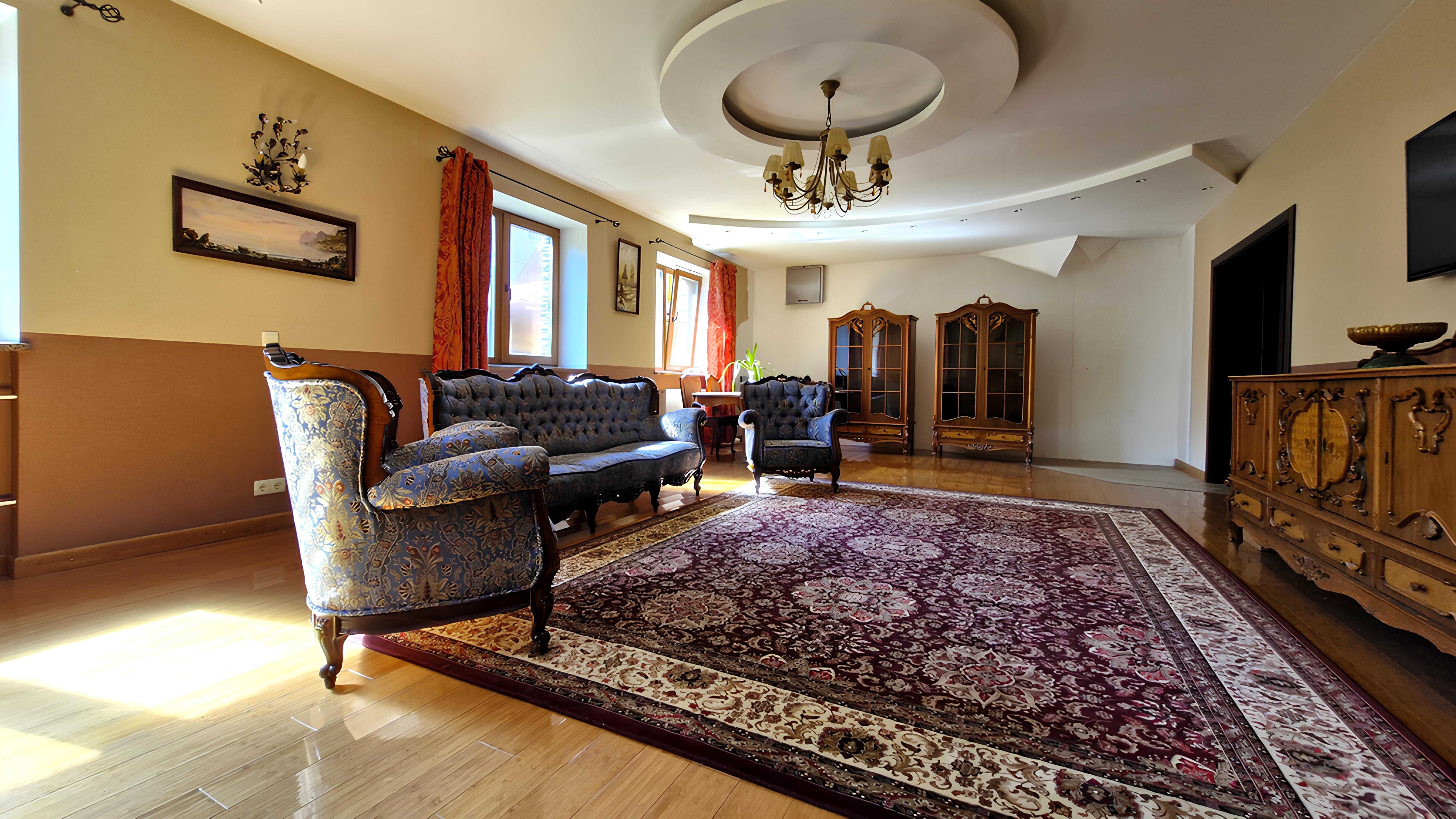 Продаж будинку 337 м², 15,3 сот, Козин, Обухівський р-н – відео огляд!