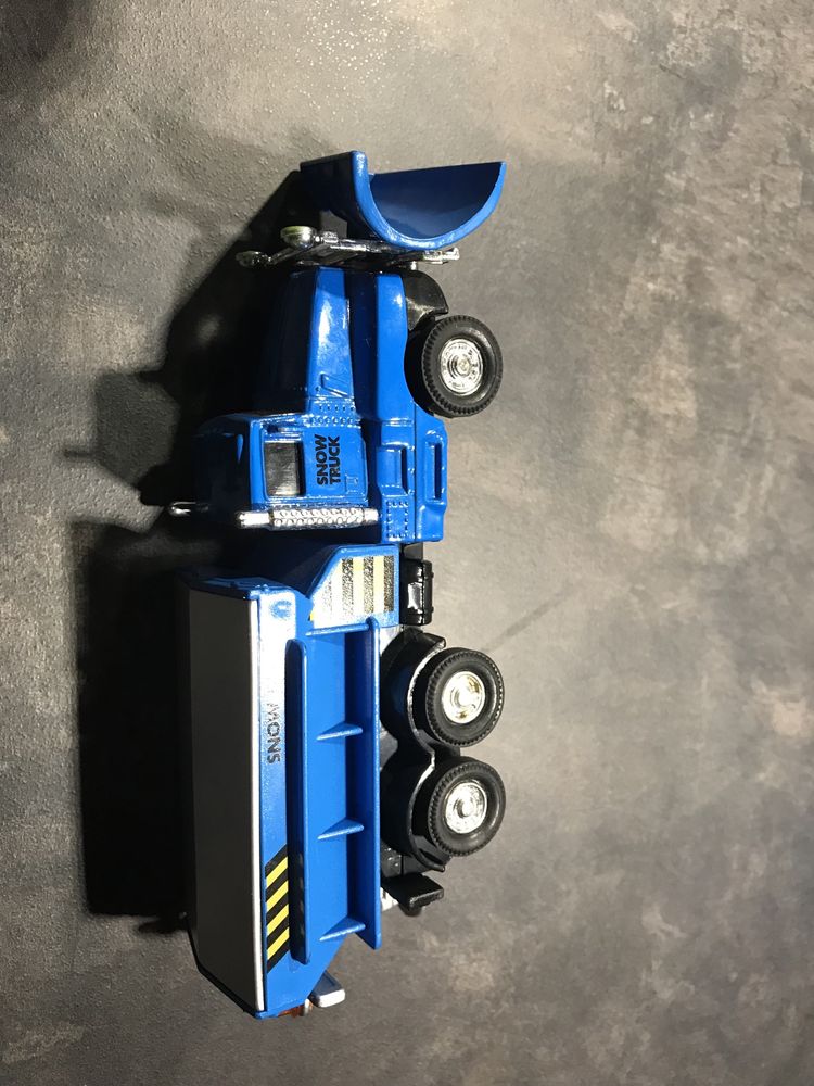 Odśnieżarka Snow Truck traktor pług model