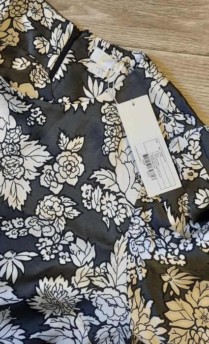 Нова сукня ARKET 2XL