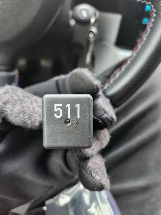 04l907282 Vag реле свічок
