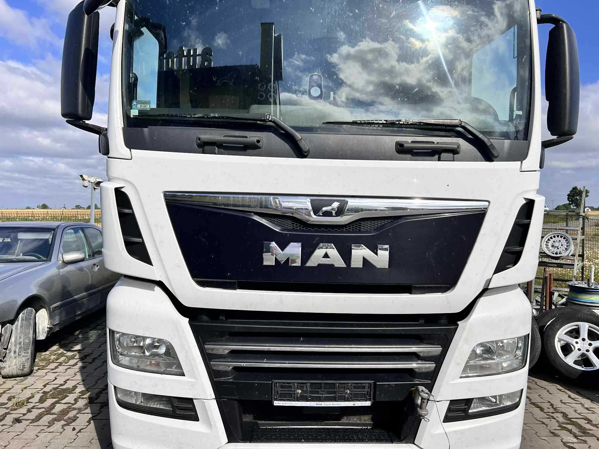 MAN TGX LIFT 2018r EURO 6 XLX Maska Atrapa Poliki Biała Stan BDB ŁADNA