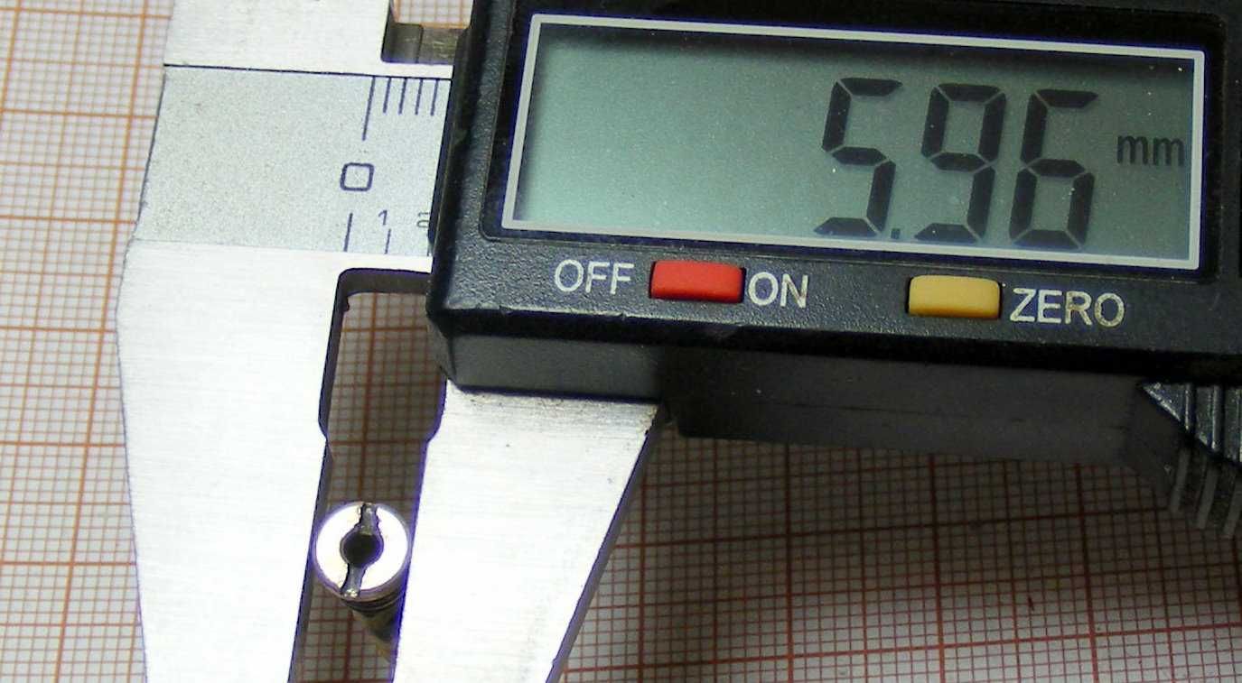 Złącze srebrzone DAMSKIE na pin fi-2mm komputera ODRA -cena 50 sztuk