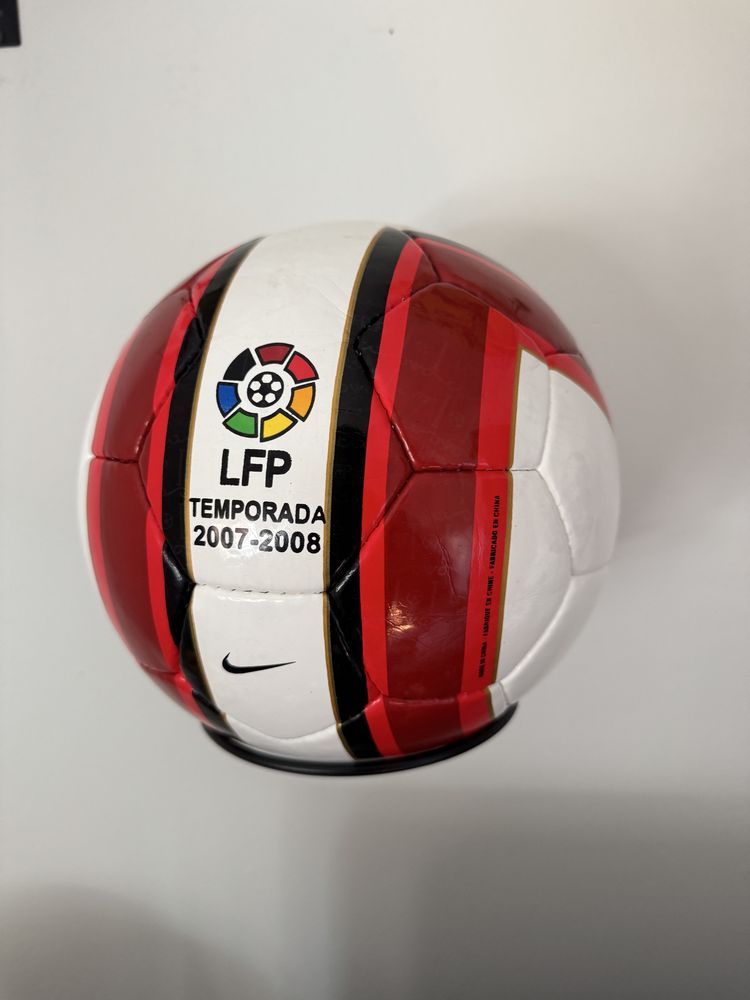 Piłka Nike T90 LFP Temporada