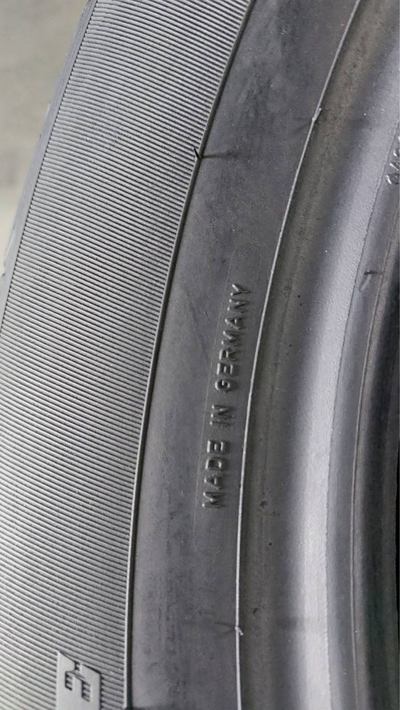 235/55/19 R19 Dunlop SP Sport 01 2шт