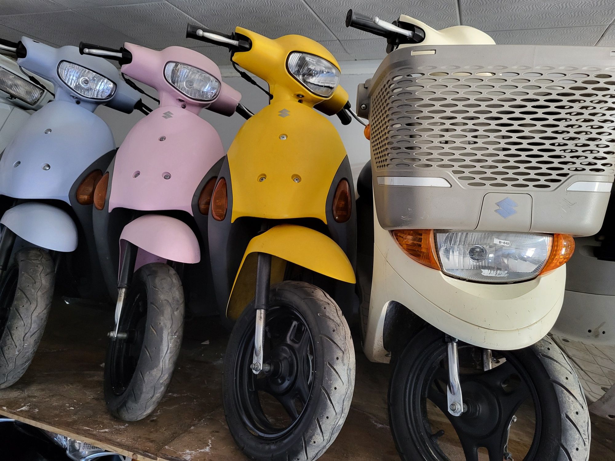НОВА ПОСТАВКА: скутер з Японії Honda Dio 18