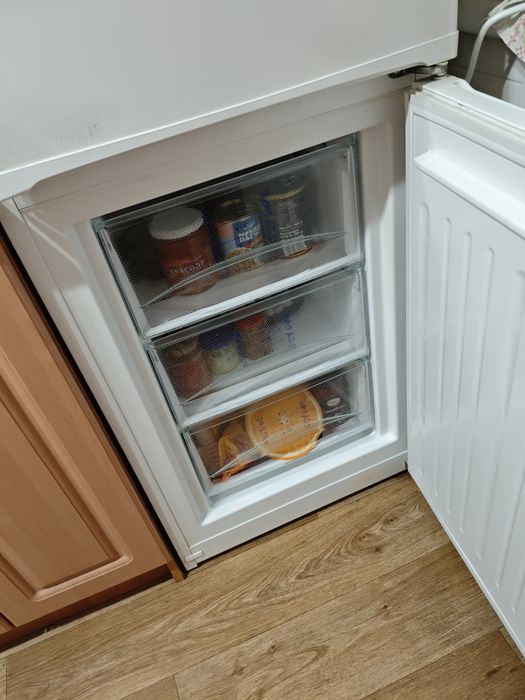 Продам непрацюючий холодильник фірми Liebherr