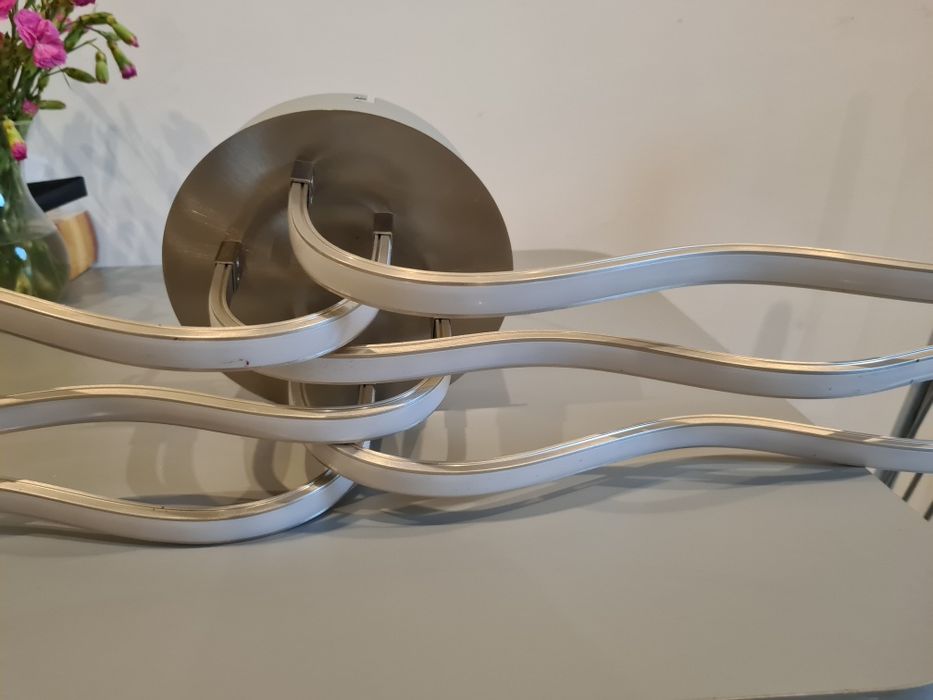 Lampa sufitowa LED z pilotem