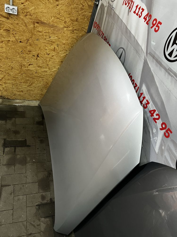 Капот VW Passat B6 запчастин Пасат Б6