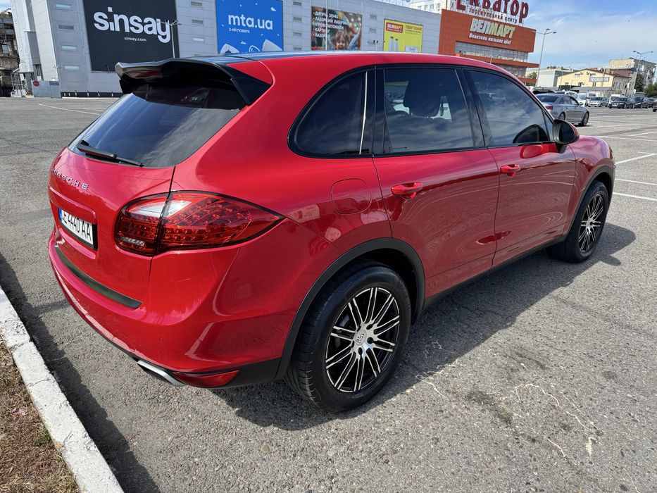 Porsche Cayenne 3,0 дизель 2013 року