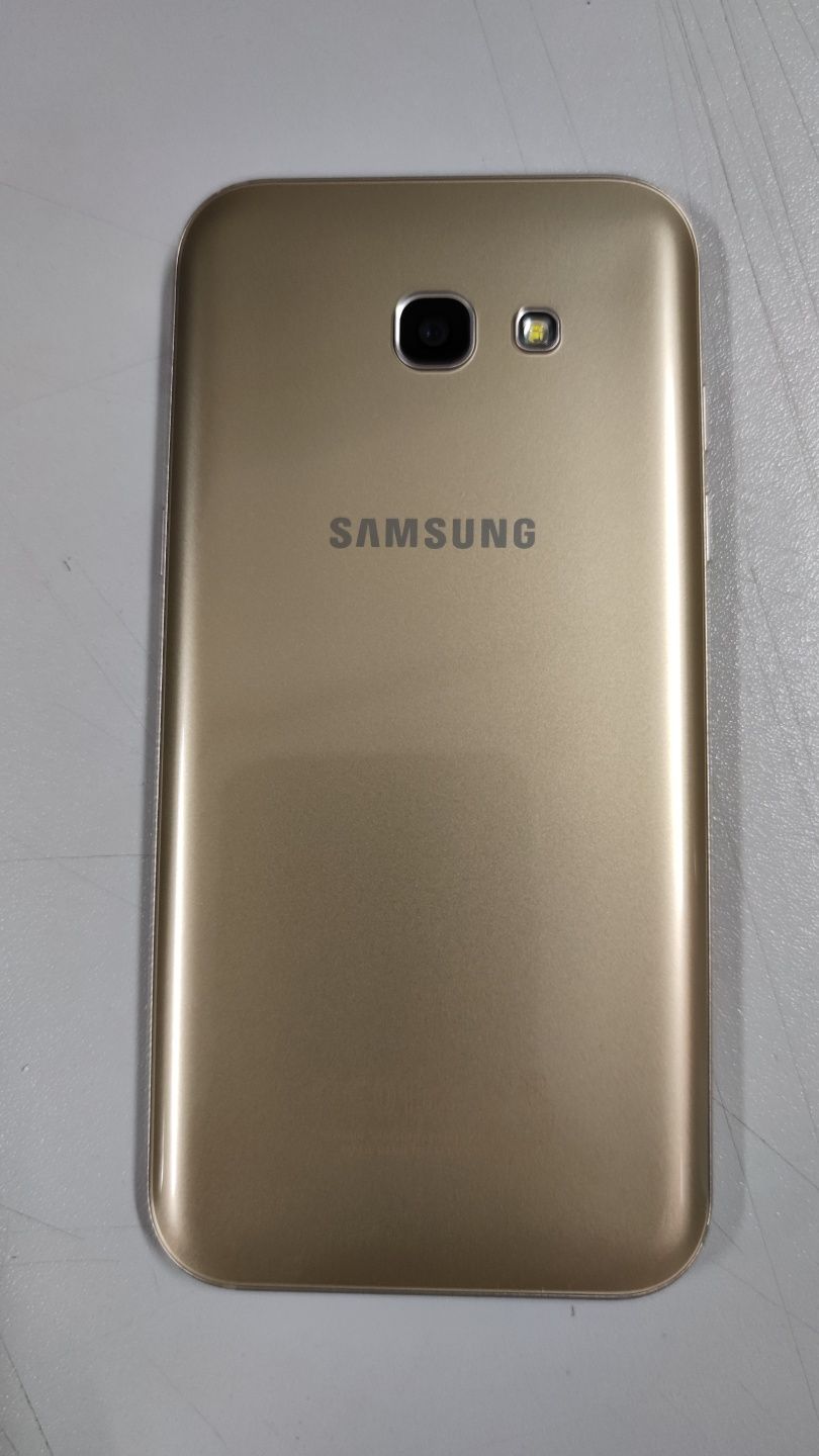 Продам  Samsung A6 T585