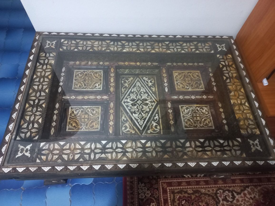 Mesa estilo árabe