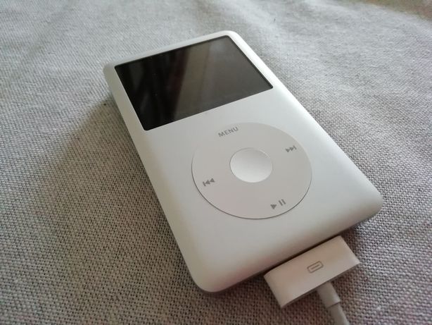 iPod 80 GB novo com bolsa em pele