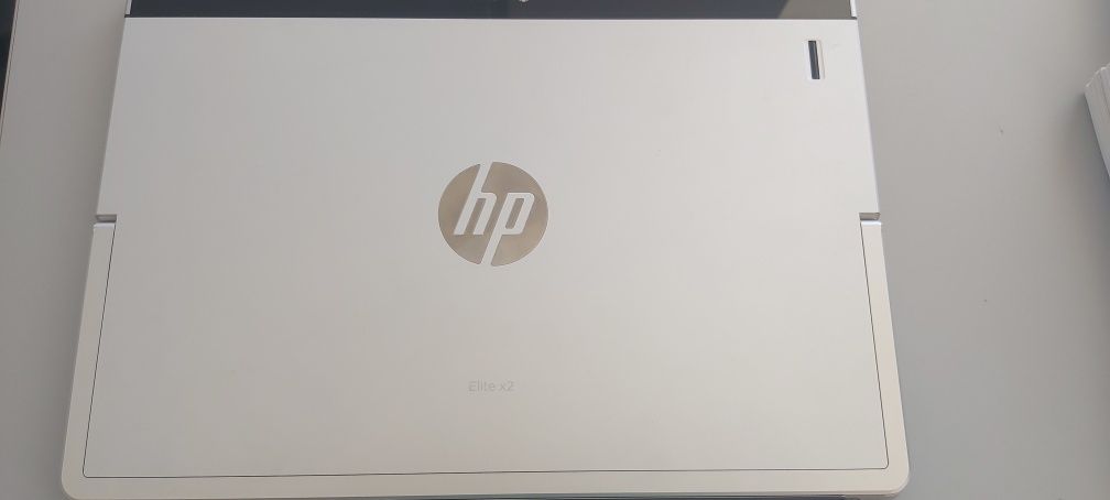 HP Elite X2 1012 G3