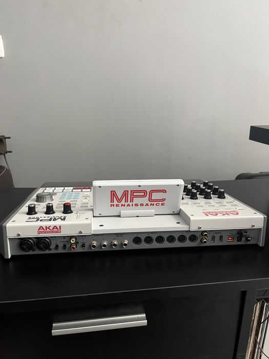 Sampler Akai MPC Renaissance