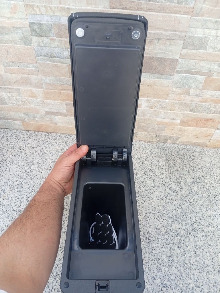 Encosto braço Peugeot 2008