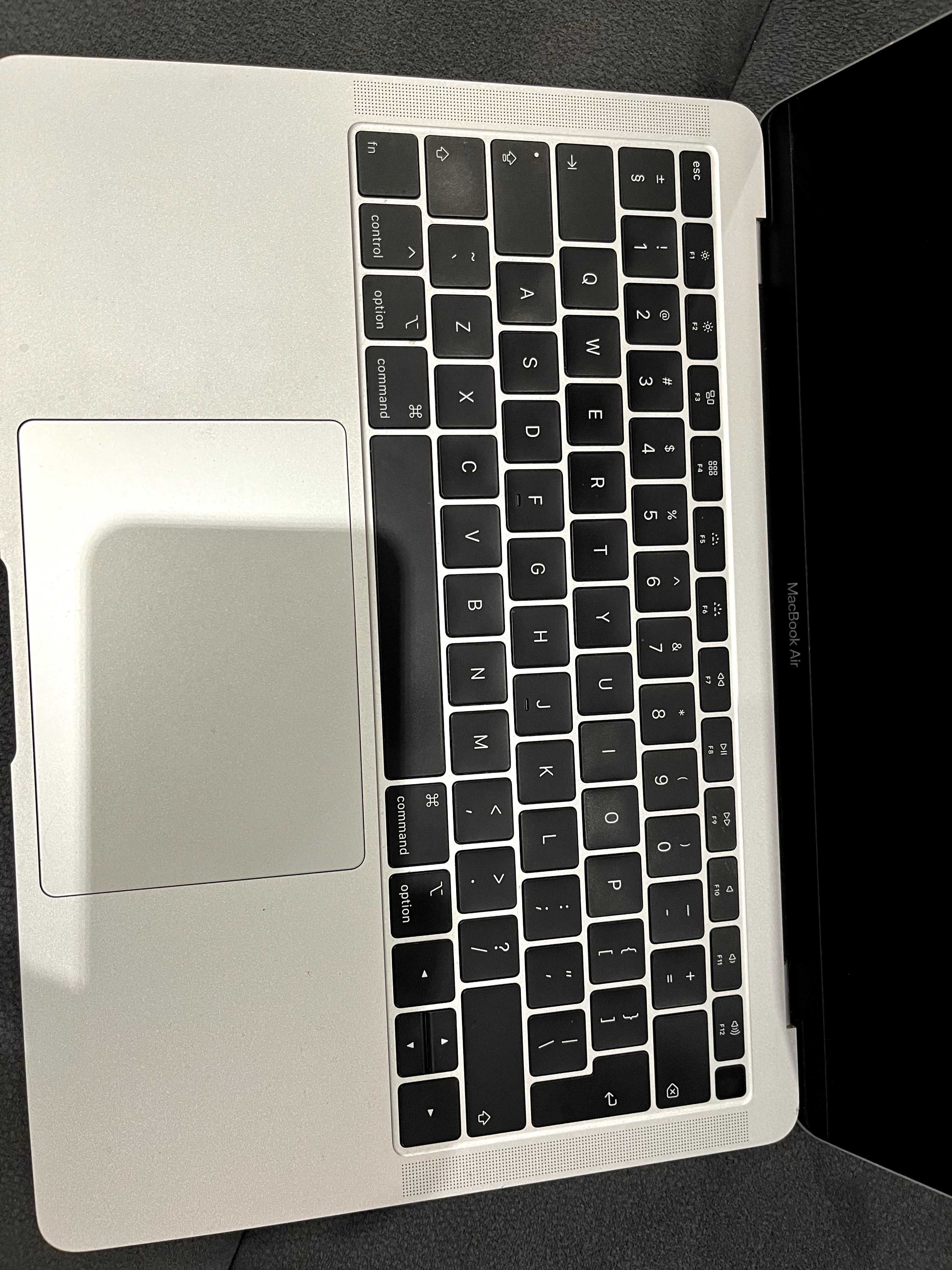 MacBook Air Apple 13'' 128 {2018} - A1932