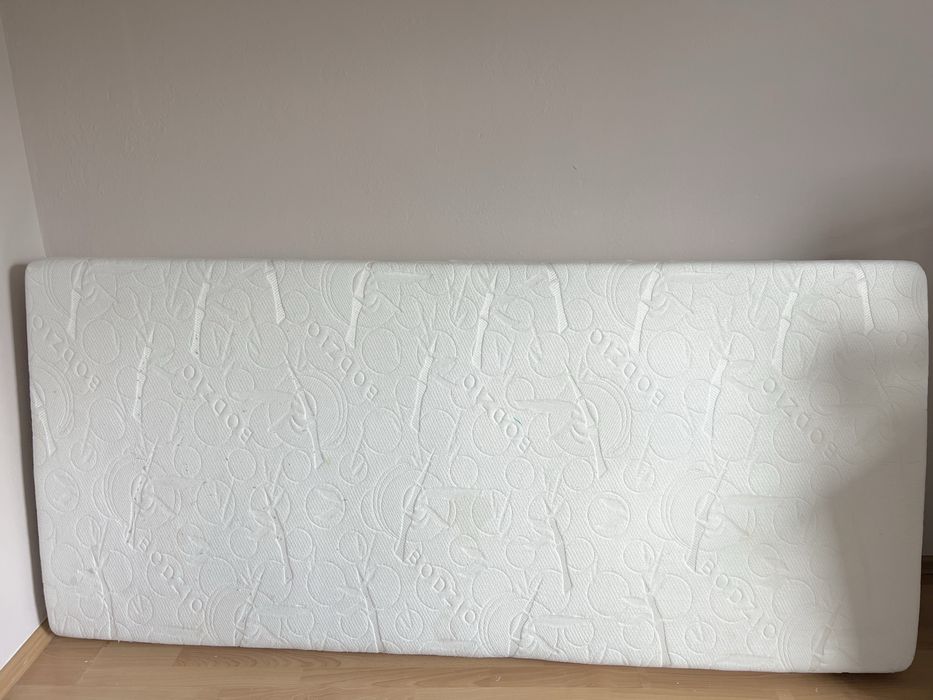 Łóżko Bodzio Aga 90x200cm z materacem bonellowym