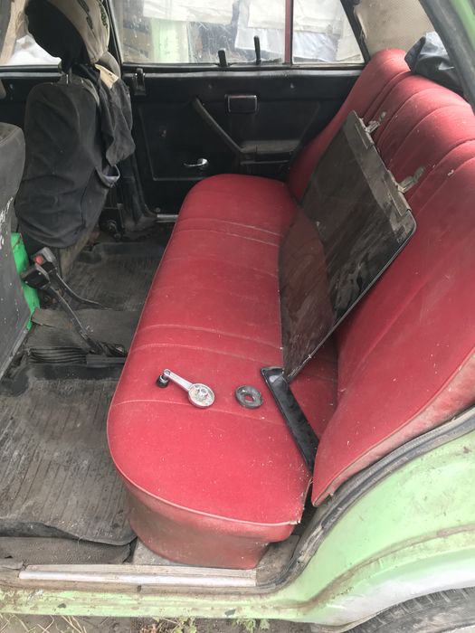 Продам ваз 2105 .